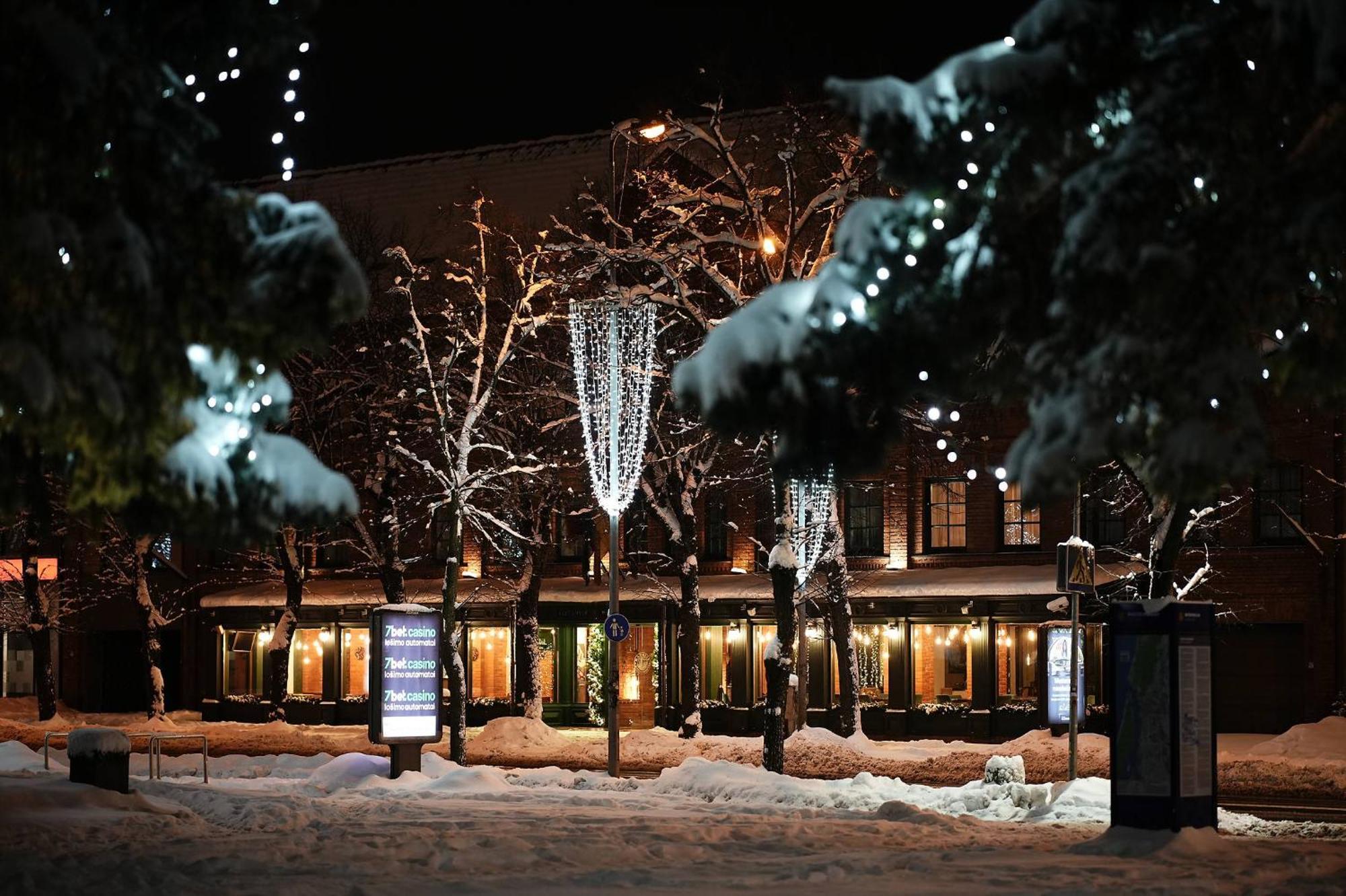 Hotel Navalis, ไคลเพดา ภายนอก รูปภาพ