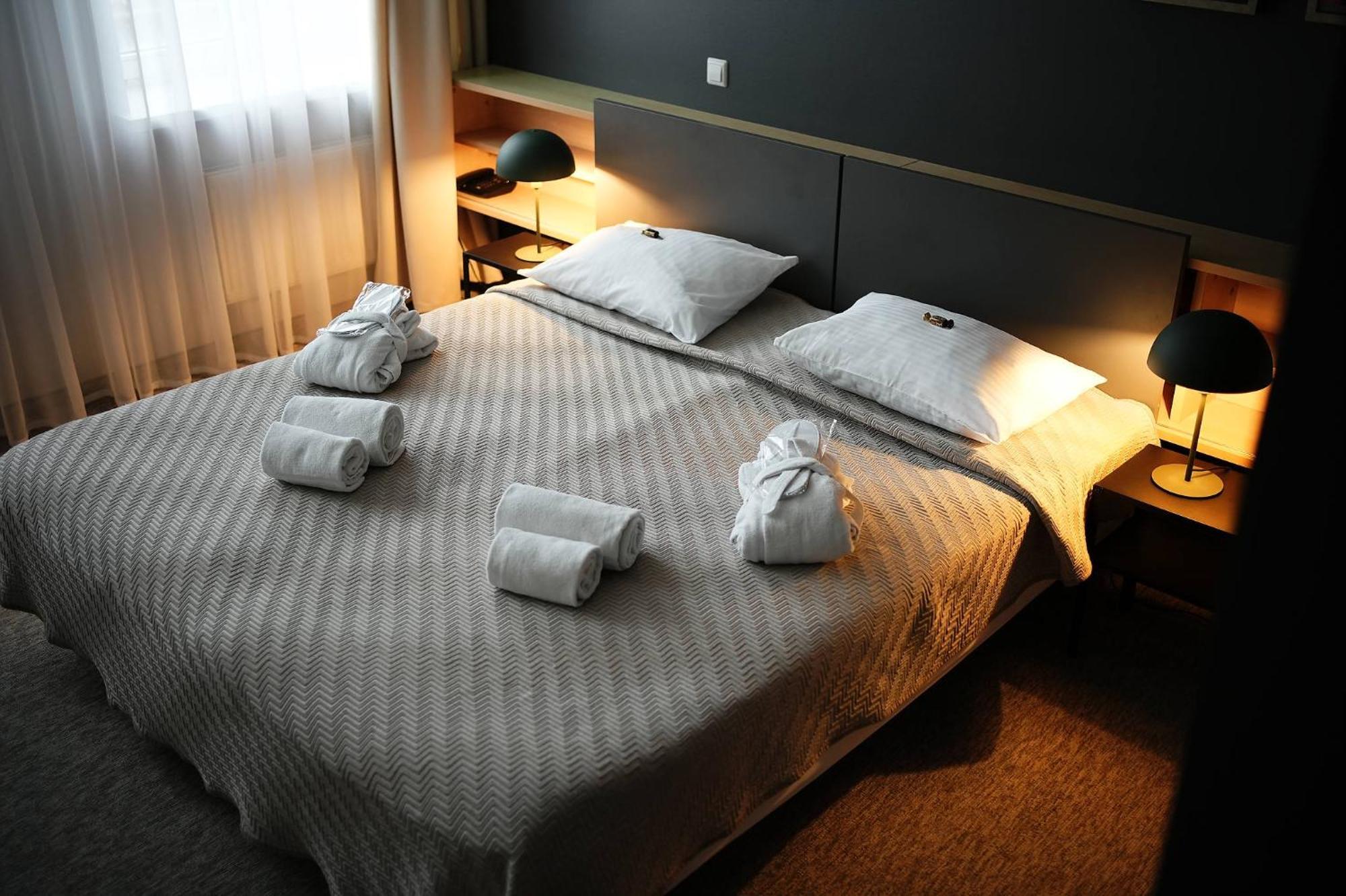 Hotel Navalis, ไคลเพดา ภายนอก รูปภาพ