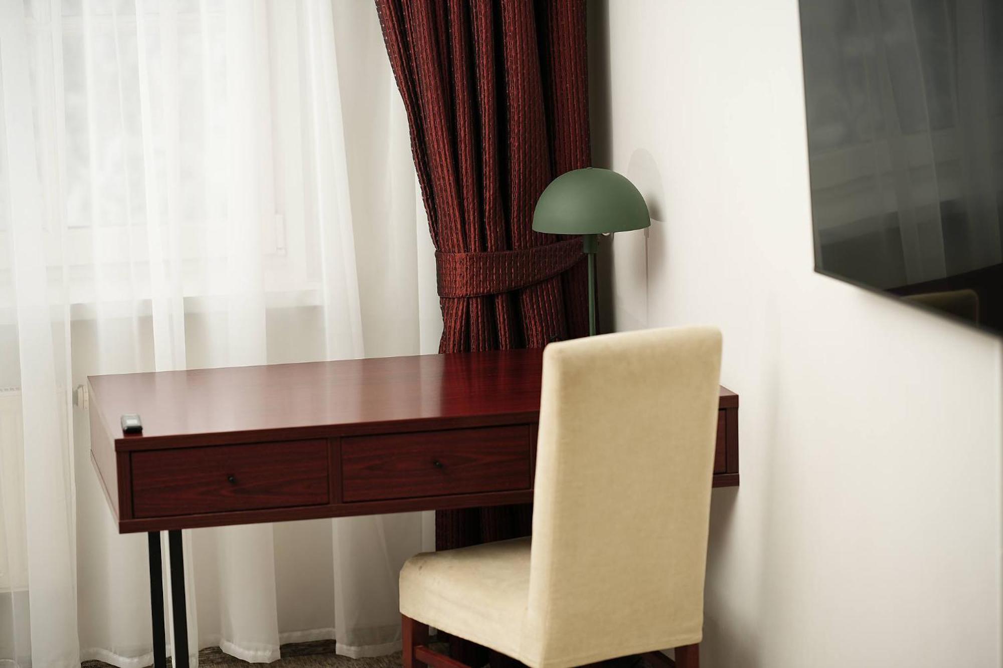 Hotel Navalis, ไคลเพดา ภายนอก รูปภาพ